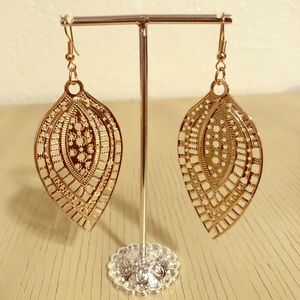 Dangle Earrings11